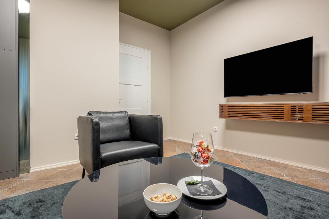 Green, Deluxe Two Bedroom Suite Split Luaran gambar